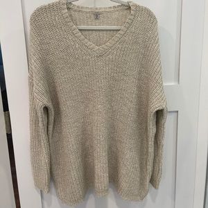 URBAN OUTFITTERS sweater